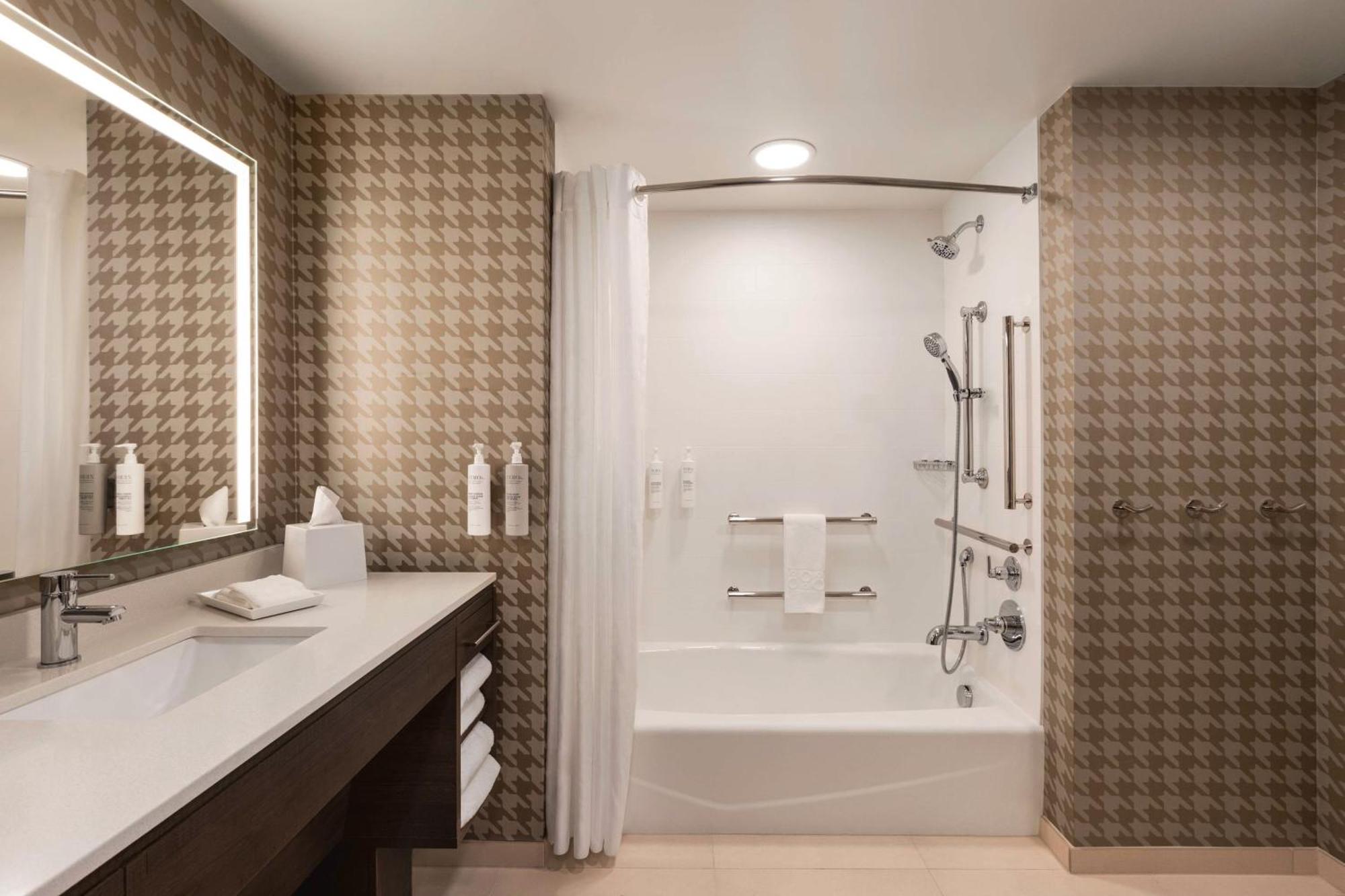 Home2 Suites By Hilton ไชแอนน์ ภายนอก รูปภาพ